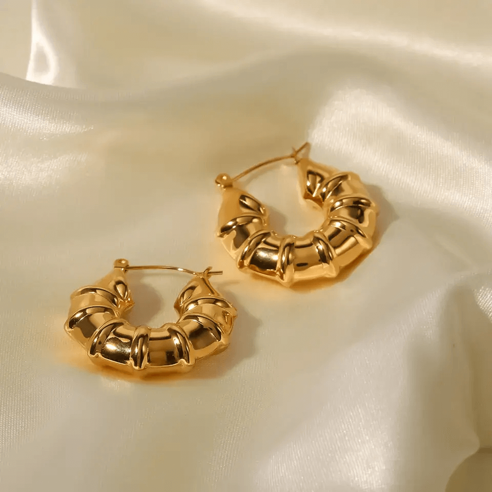 Boucles d'oreilles créoles géométriques